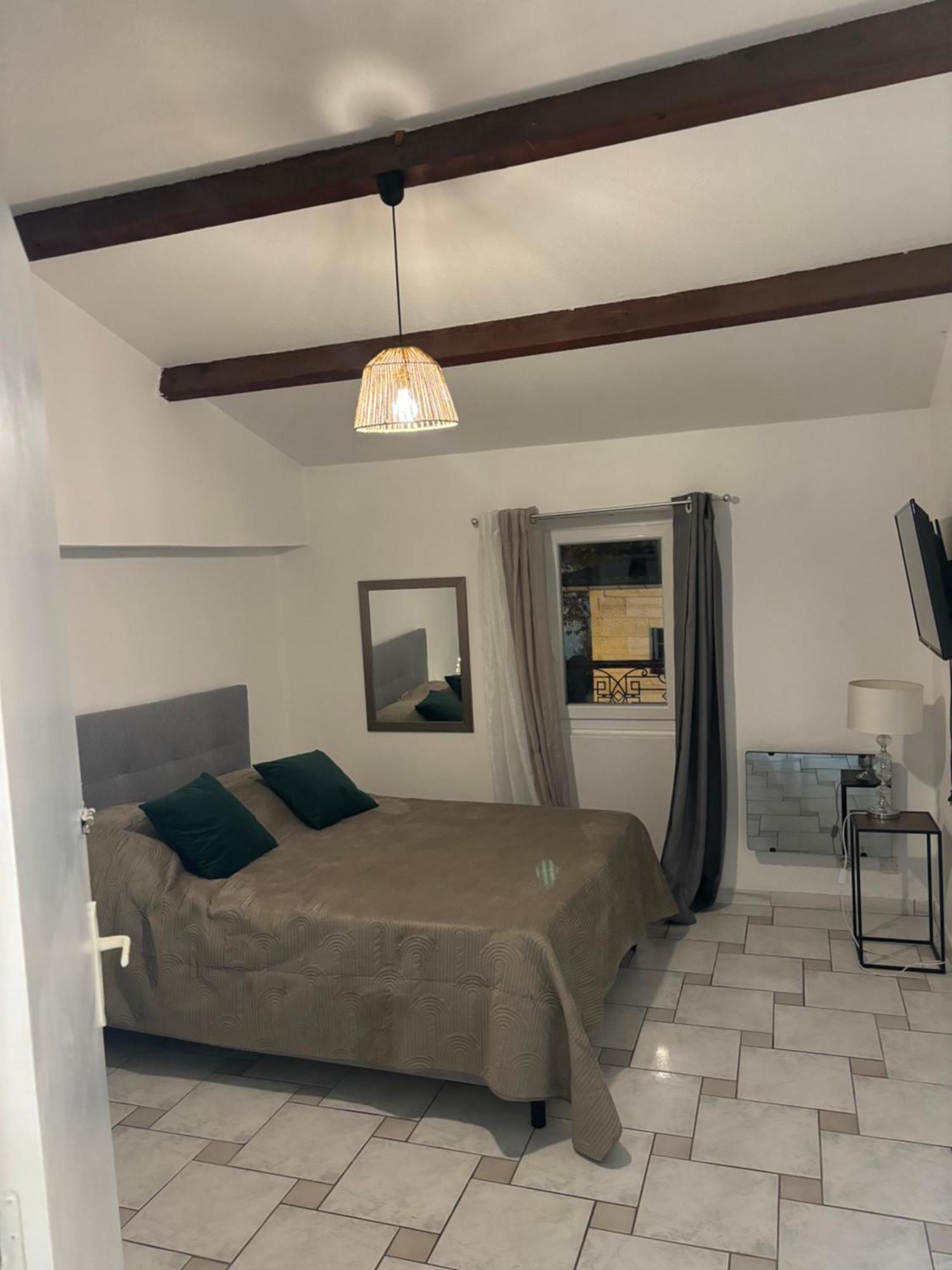 Appartement Hajar Tarascon Exterior photo